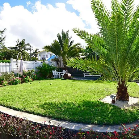 Turquoise Bay Beach Apartments Trou D'Eau Douce Exterior foto